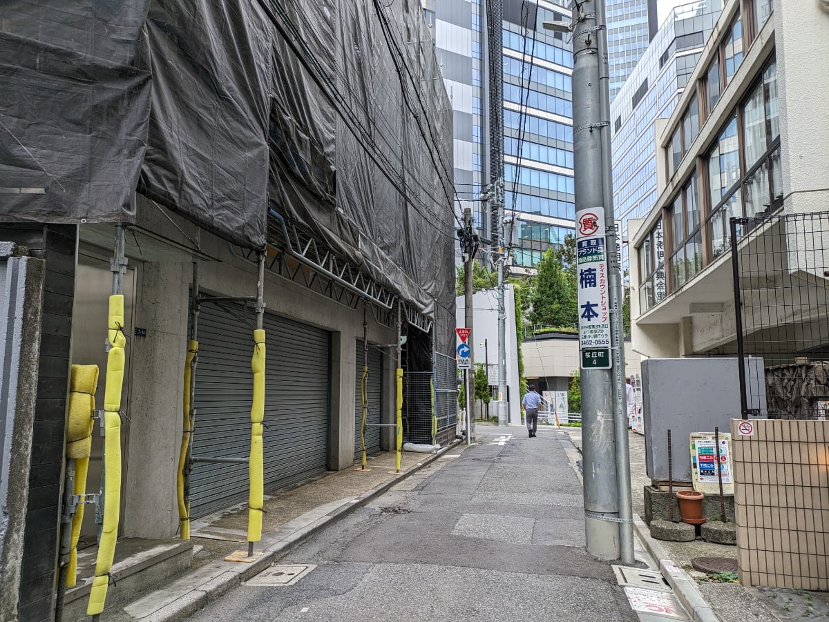 v20260128151011/fresh/building/J00100403042_12