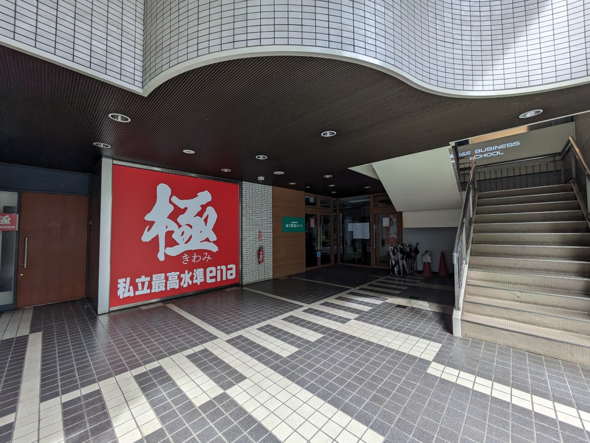 v20260129150909/fresh/building/J00100392218_17