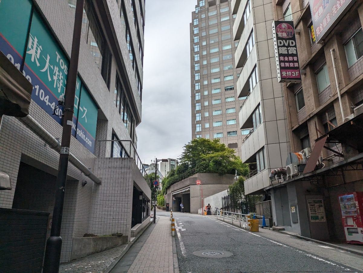 v20260129150909/fresh/building/J00100392218_24