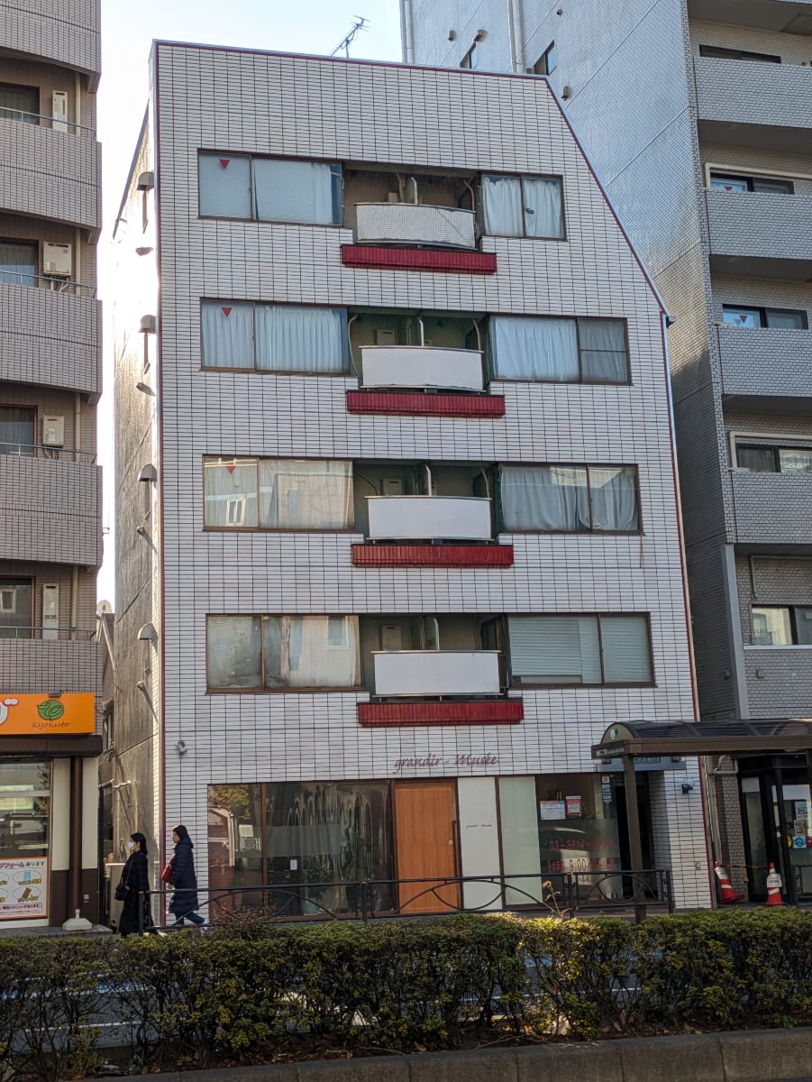 v20260131150803/fresh/building/J00100404962_7