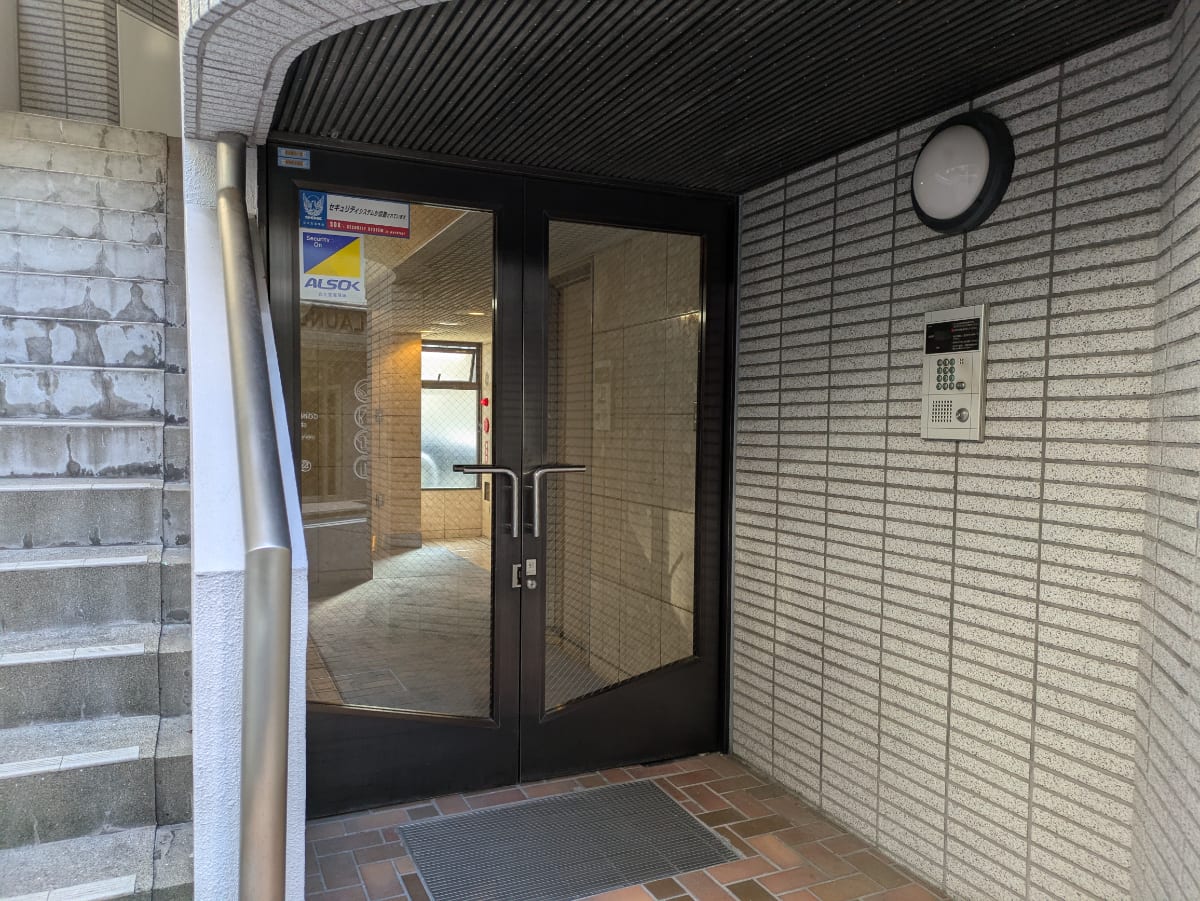 v20260201150652/fresh/building/J00100385950_3