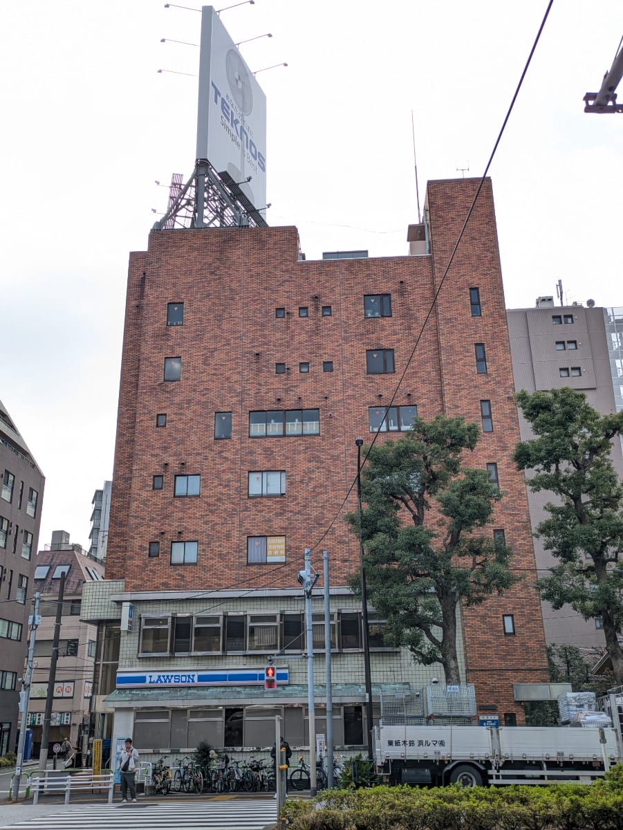 v20260201150652/fresh/building/J00100409233_7
