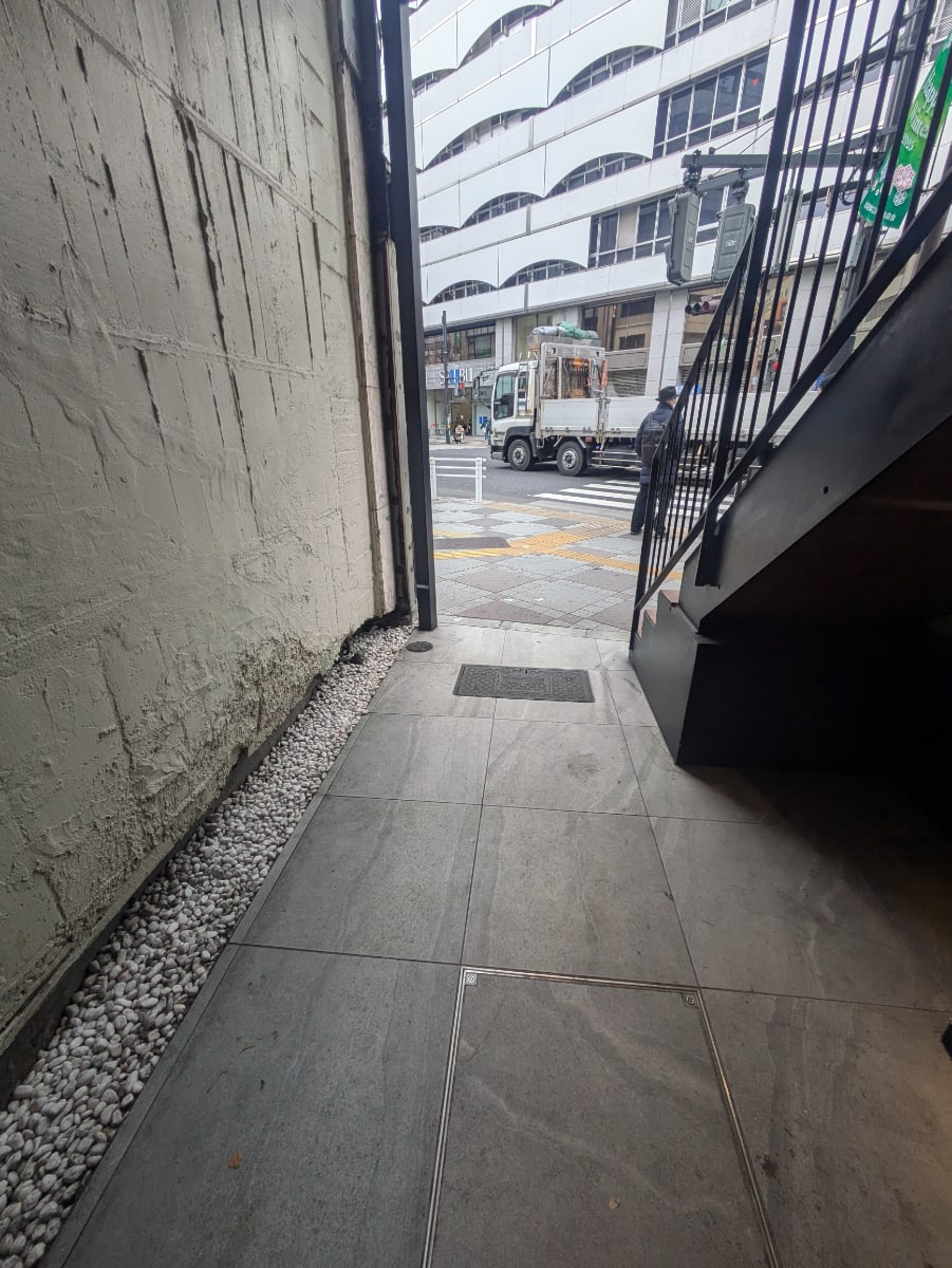 v20260202150909/fresh/building/J00100499988_8