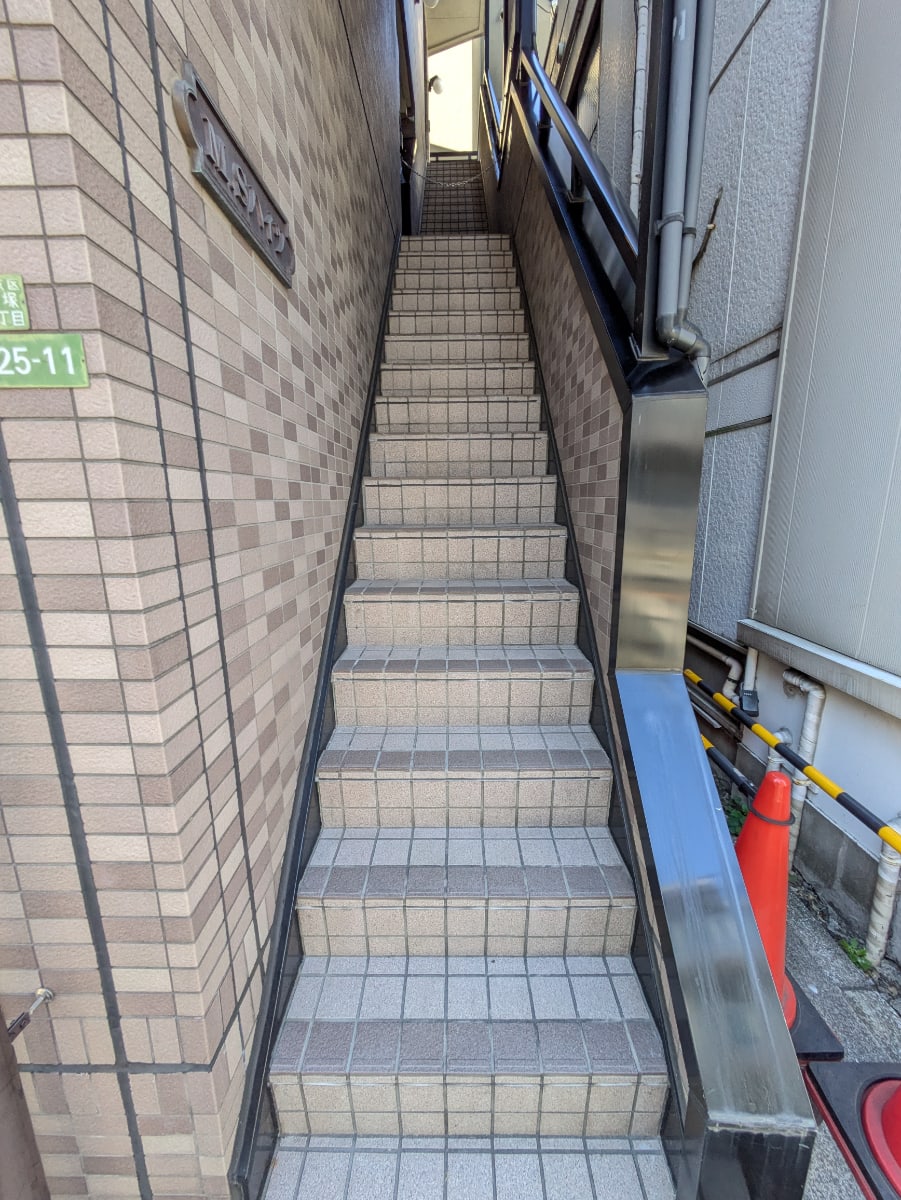 v20260203151011/fresh/building/J00100404590_12