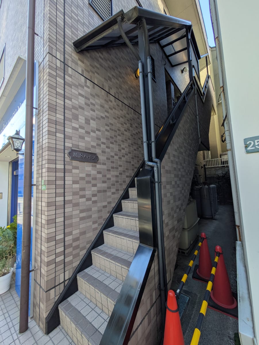 v20260203151011/fresh/building/J00100404590_13
