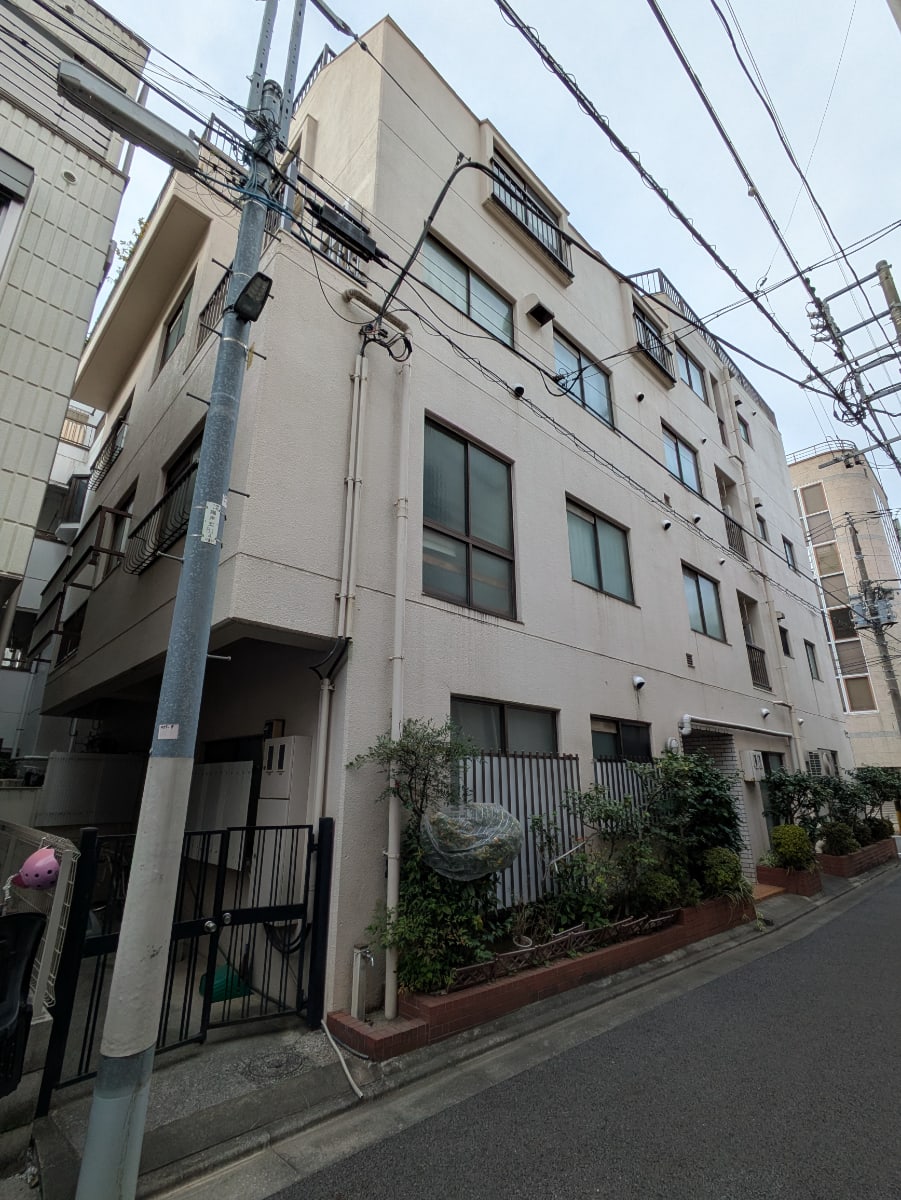 v20260205150909/fresh/building/J00100373214_9