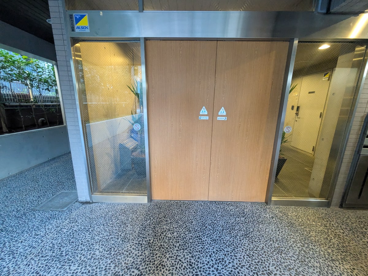 v20260205150909/fresh/building/J00100381433_3