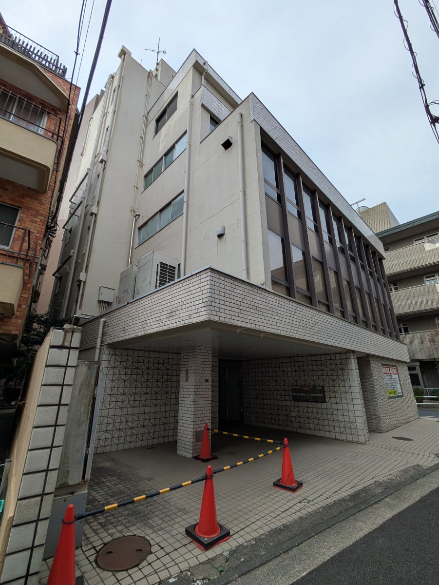v20260205150909/fresh/building/J00100402183_10