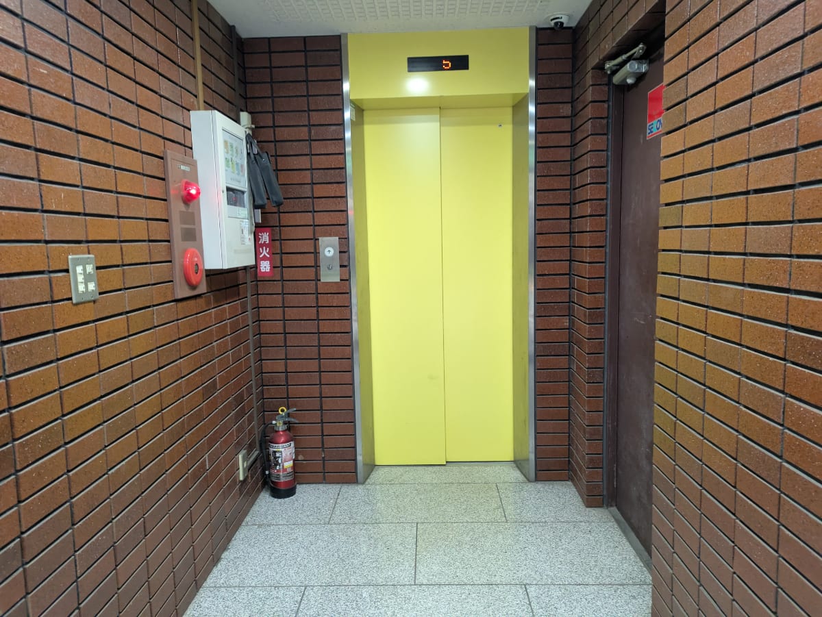 v20260206151021/fresh/building/J00100406386_11