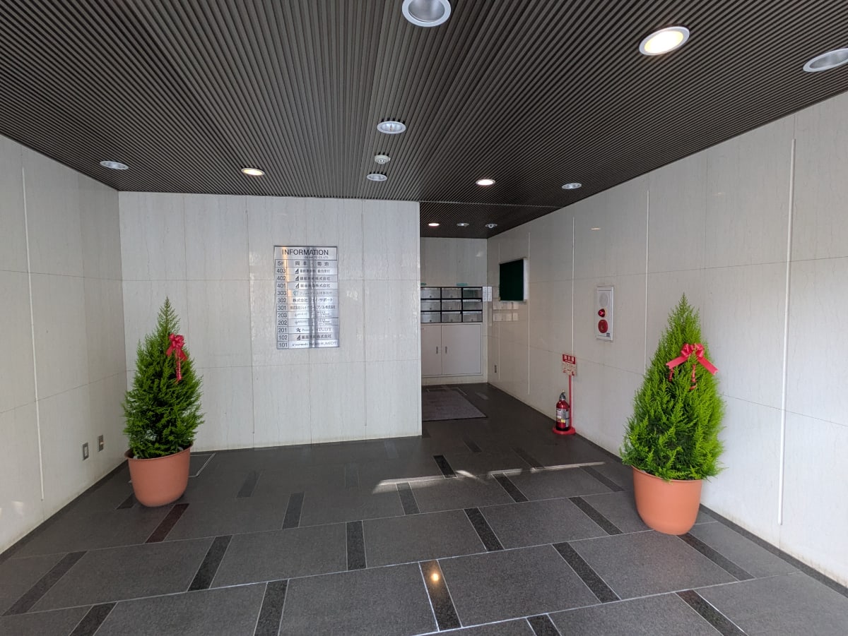 v20260207150833/fresh/building/J00100392756_12