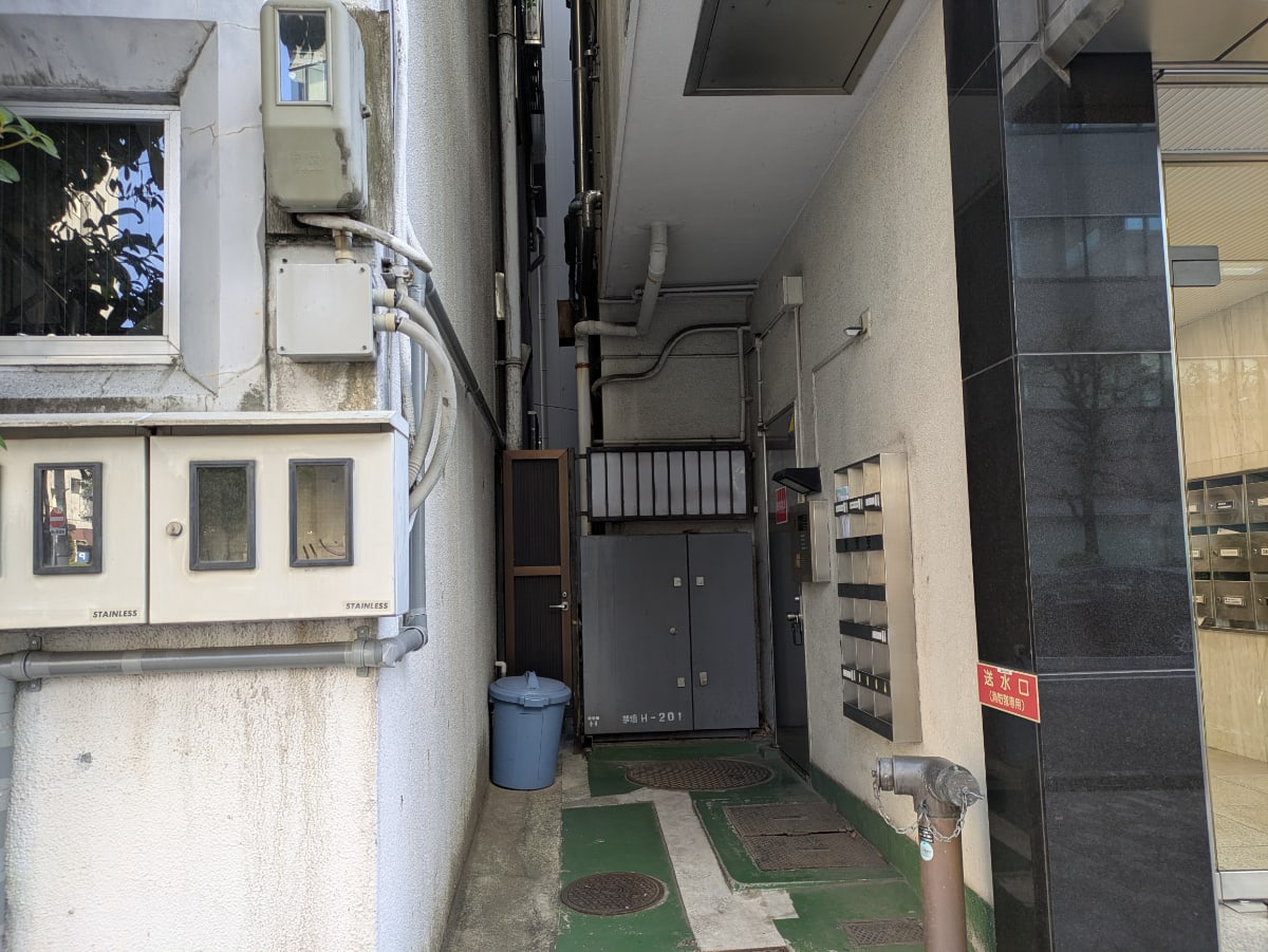 v20260209151136/fresh/building/J00100382335_14