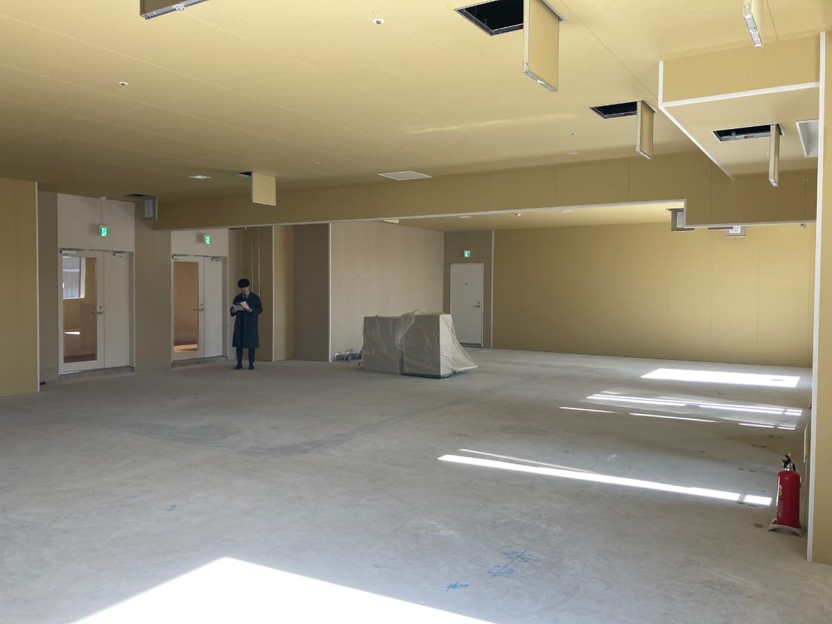 v20260209151136/fresh/building/J00100458145_12
