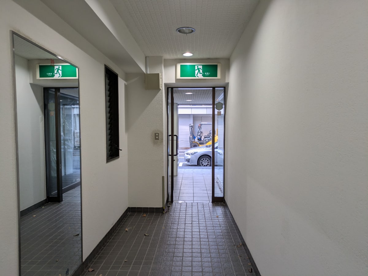 v20260212150809/fresh/building/J00100384825_13