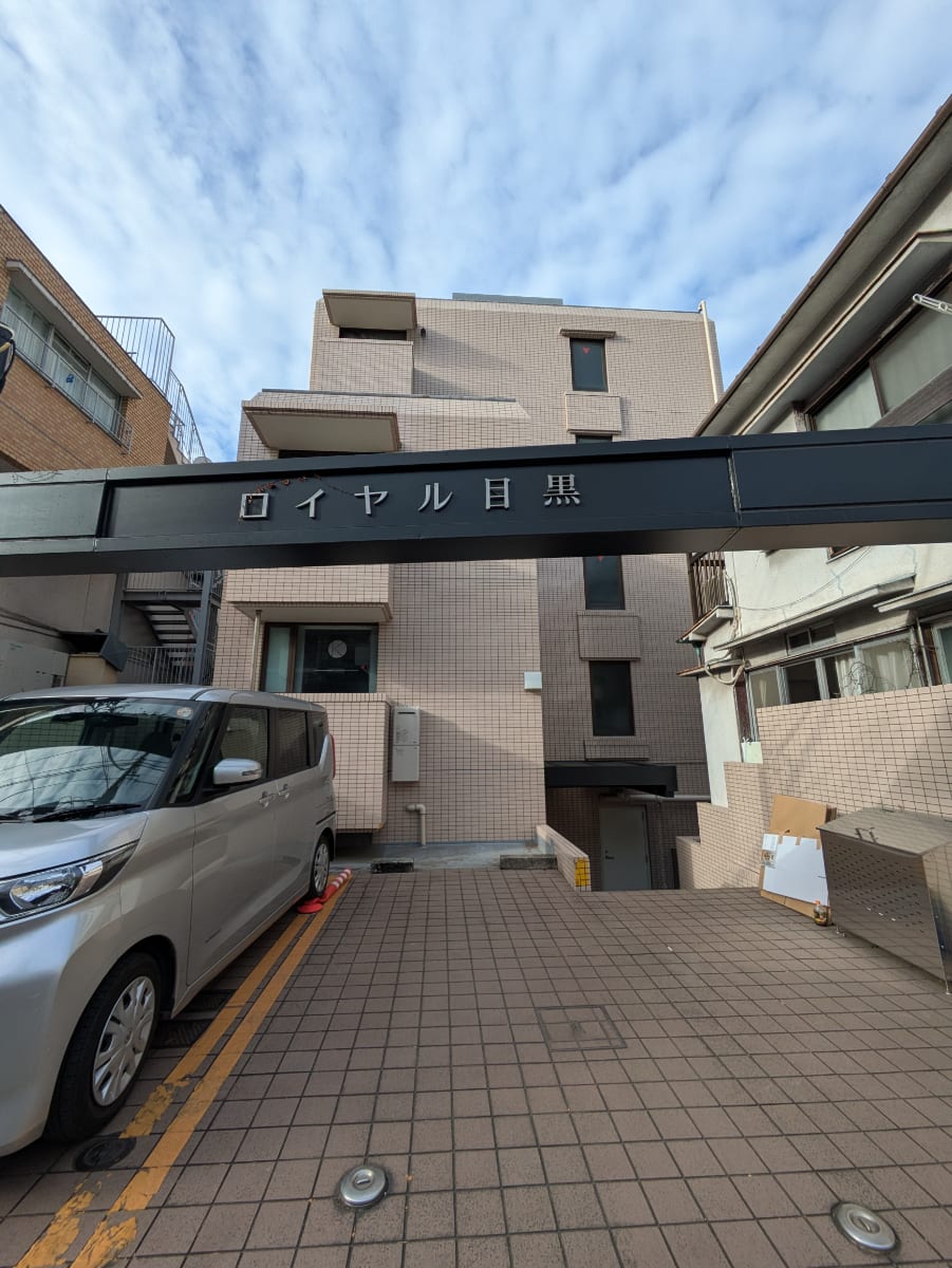 v20260214150657/fresh/building/J00100380814_5