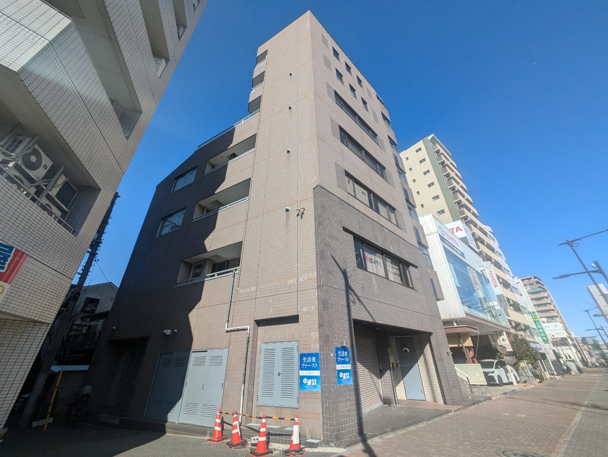 v20260215150648/fresh/building/J00100395762_1