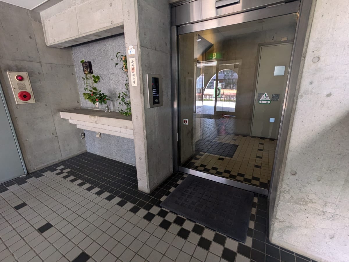 v20260216150904/fresh/building/J00100369322_9