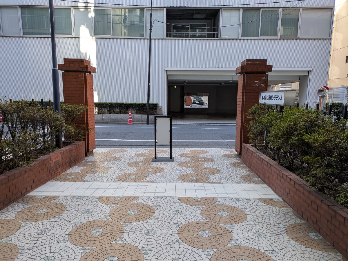 v20260220150904/fresh/building/J00100375698_9