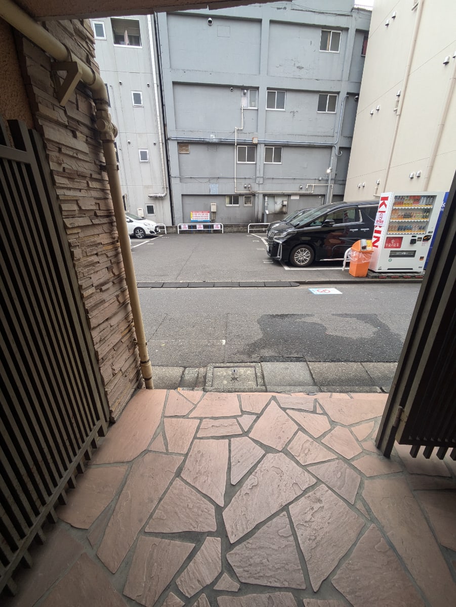 v20260223150645/fresh/building/J00100401274_8