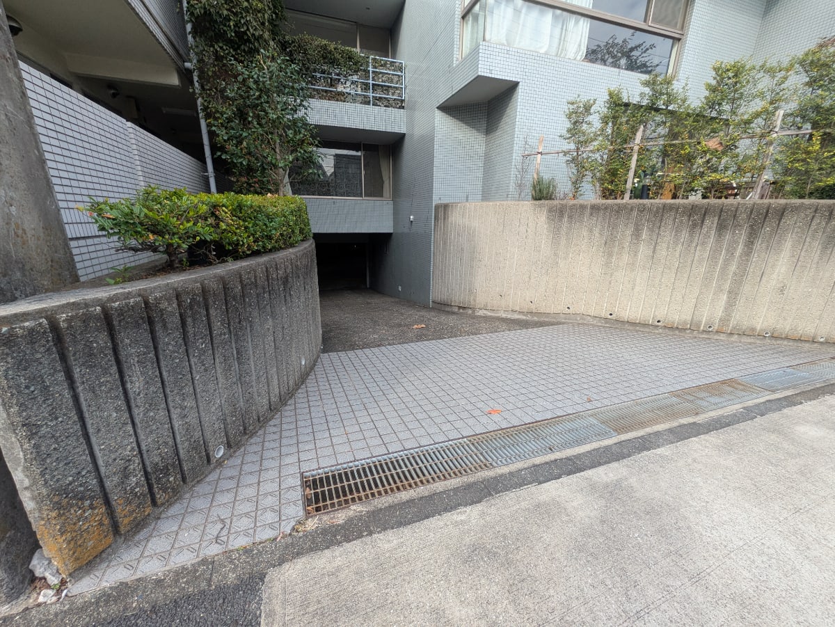 v20260224074745/fresh/building/J00100492459_9