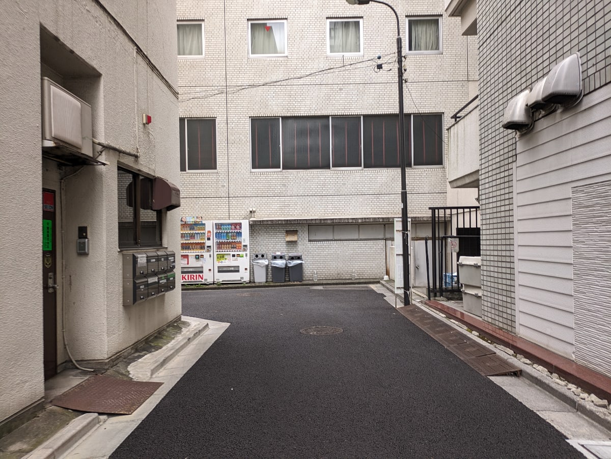 v20260225150906/fresh/building/J00100385921_2