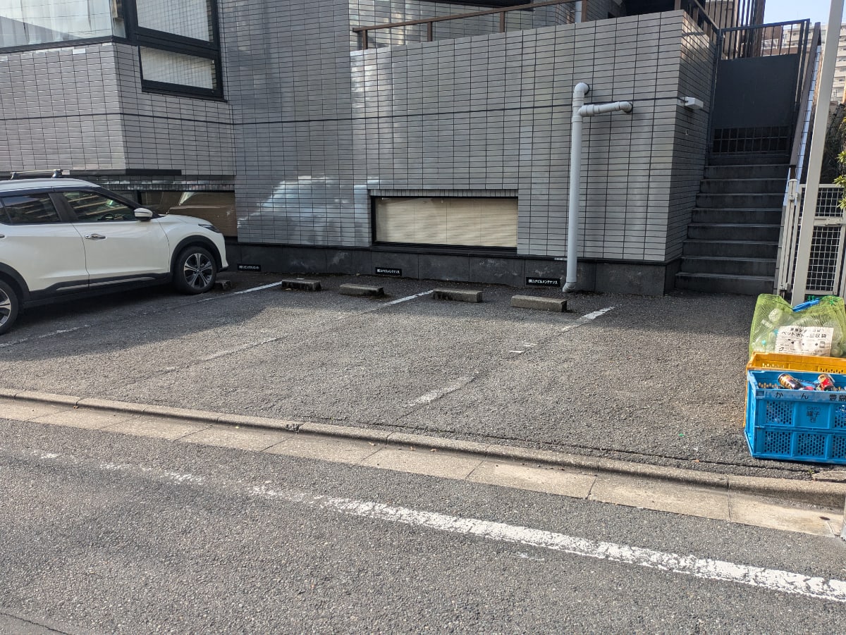 v20260225150906/fresh/building/J00100389786_12