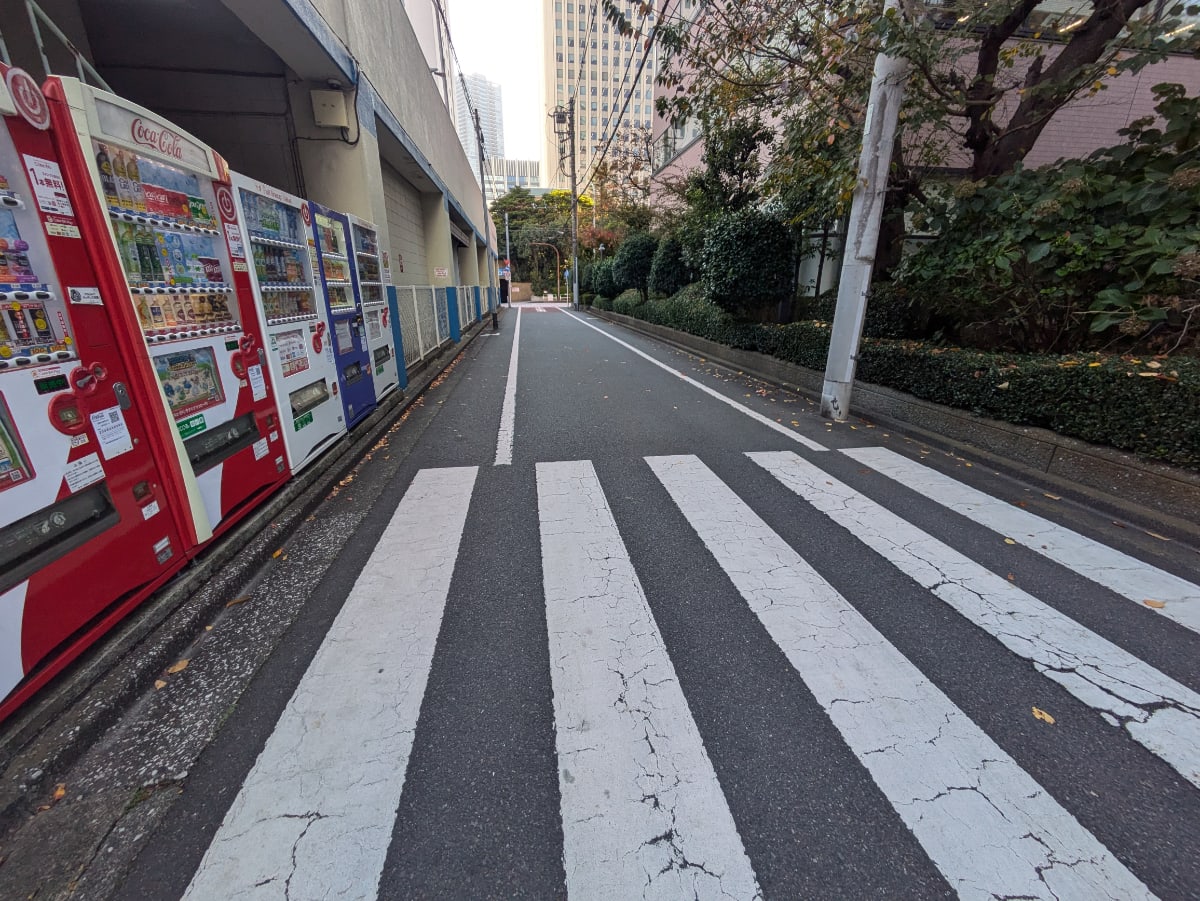 v20260225150906/fresh/building/J00100390572_11