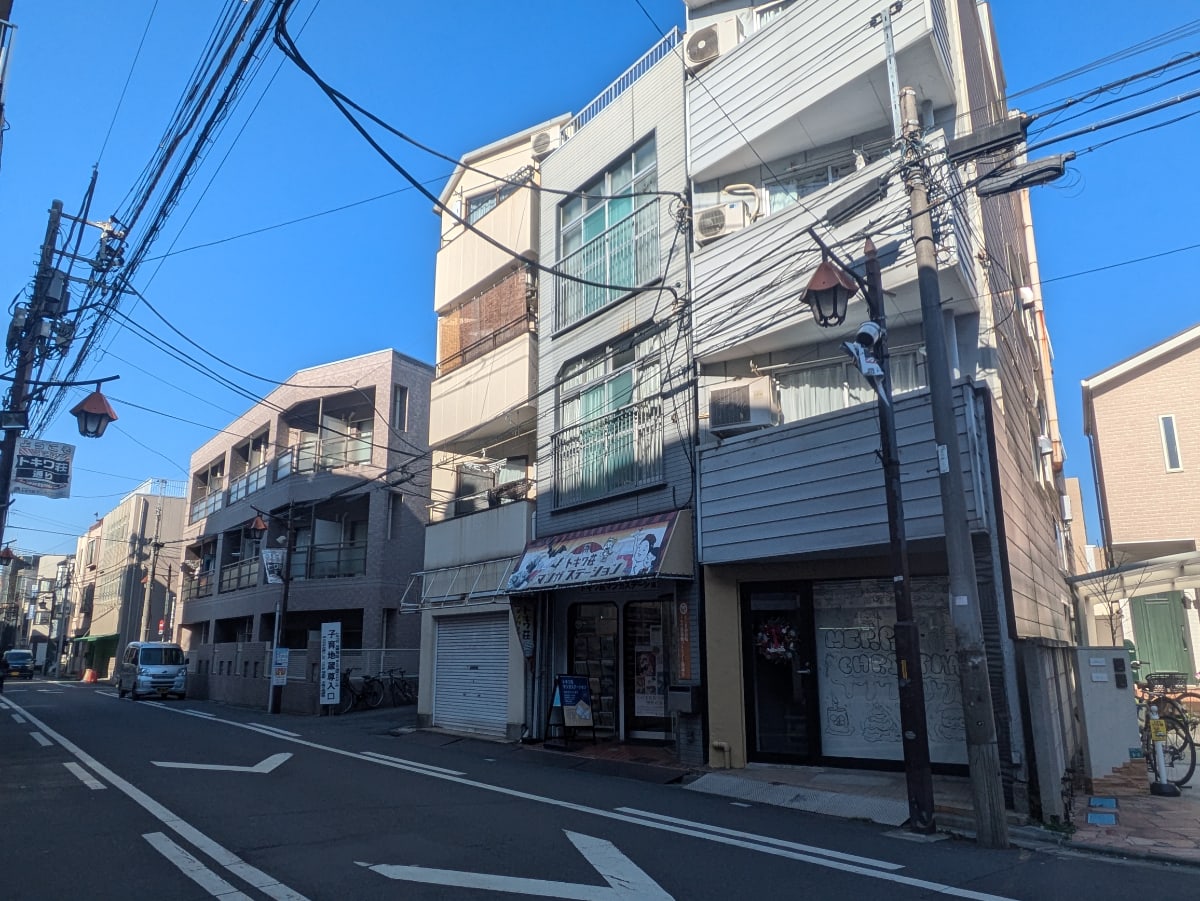 v20260225150906/fresh/building/J00100432302_6