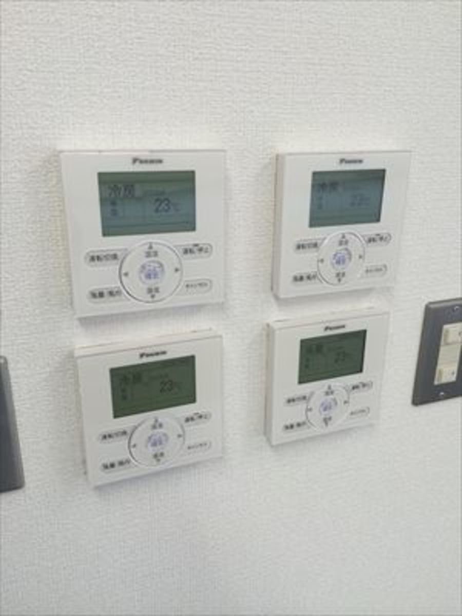 v20260227150911/fresh/building/J00100443943_12