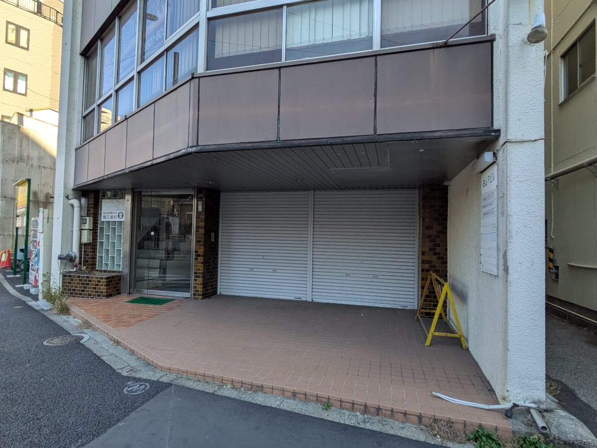 v20260228150644/fresh/building/J00100381823_17