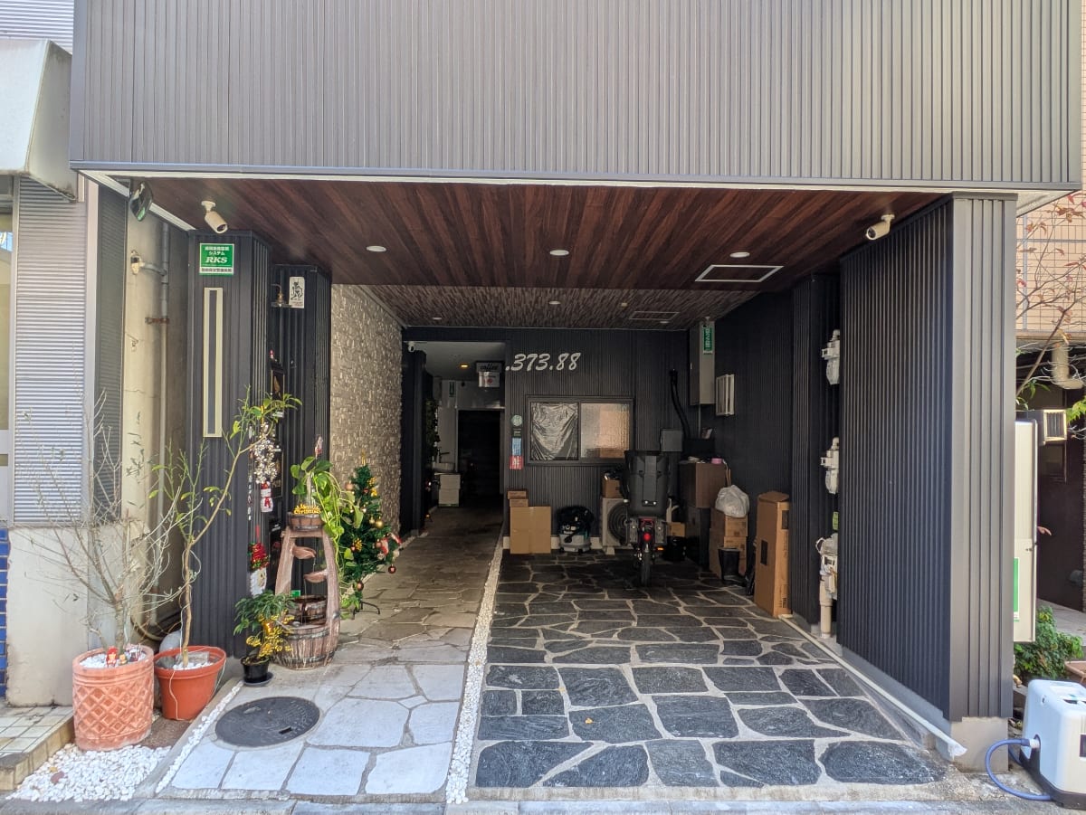 v20260228150644/fresh/building/J00100507863_13