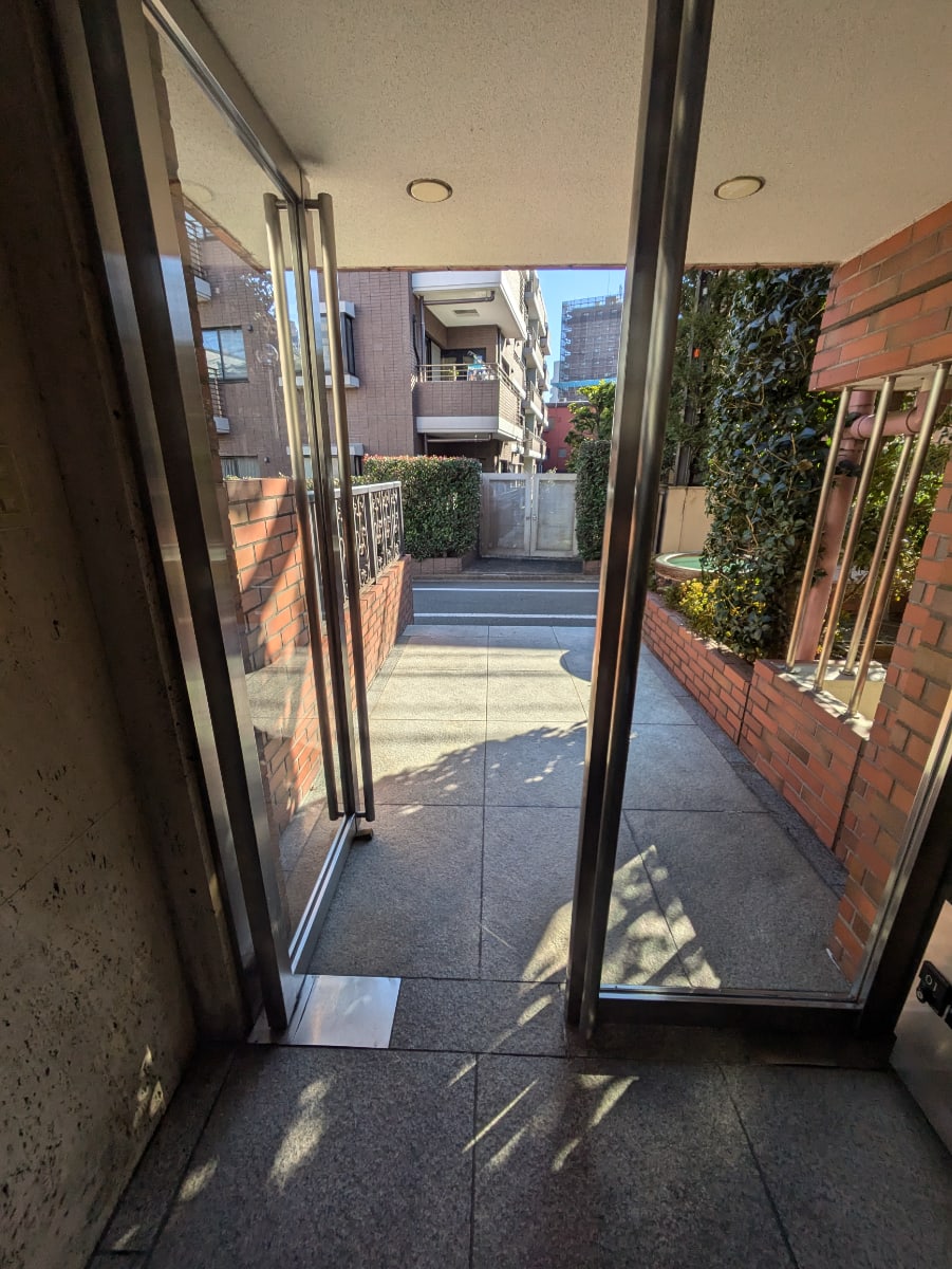 v20260301150635/fresh/building/J00100405185_9