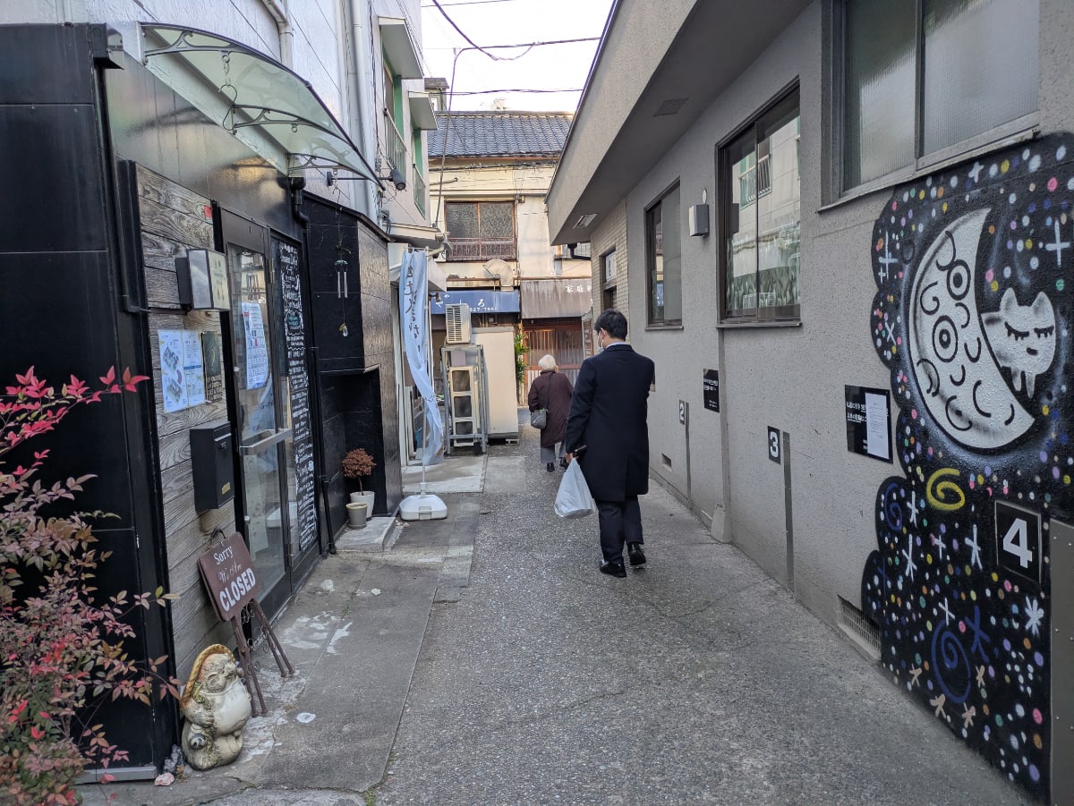 v20260301150635/fresh/building/J00100417165_6