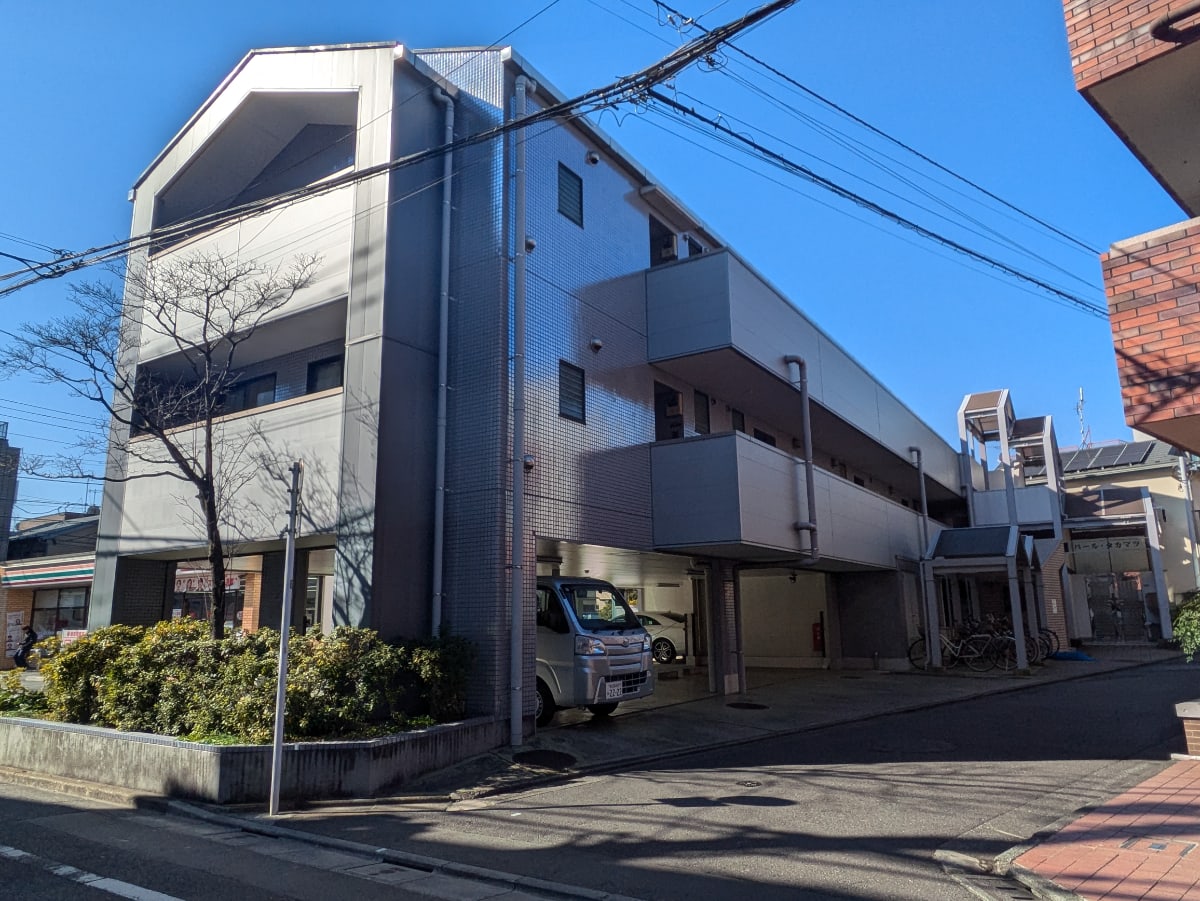 v20260303151002/fresh/building/J00100398111_10