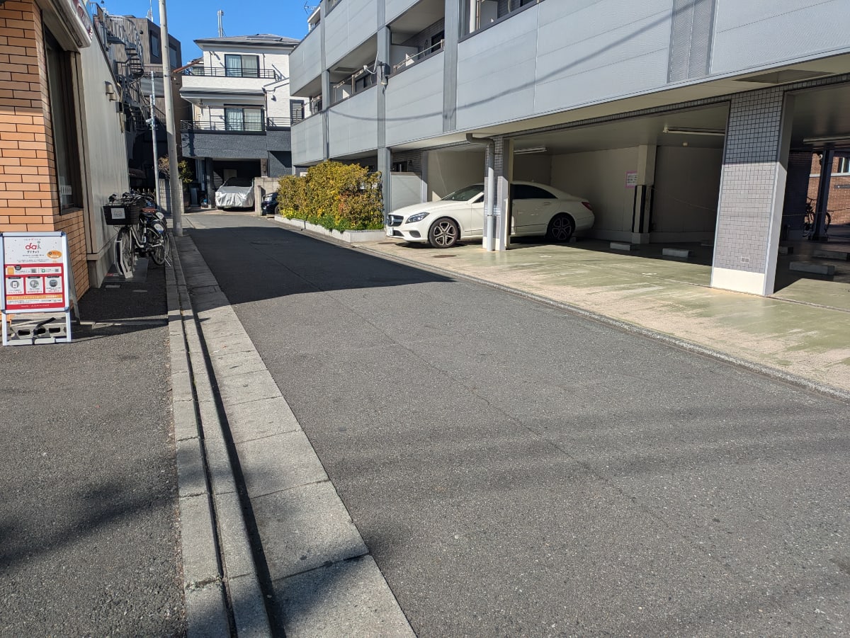 v20260303151002/fresh/building/J00100398111_9