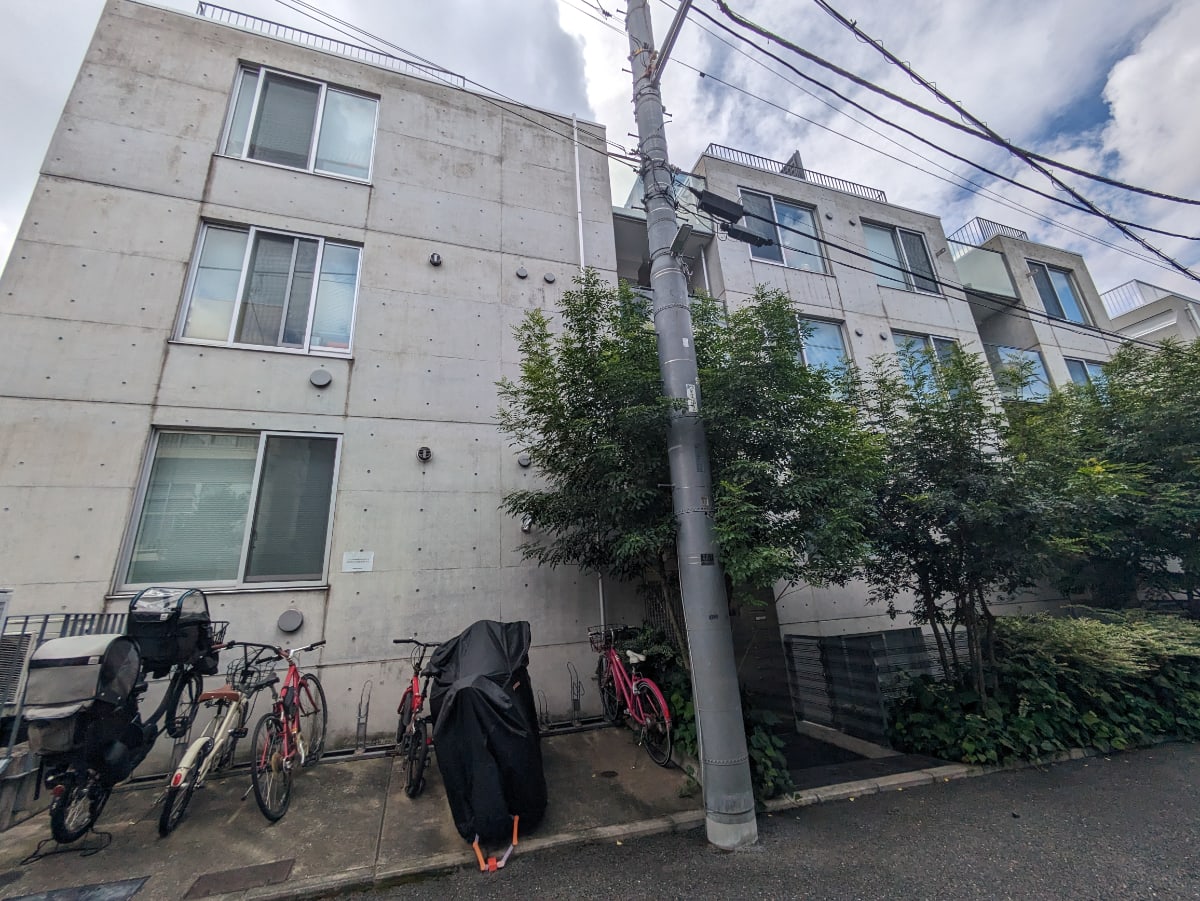 v20260303151002/fresh/building/J00100410240_15