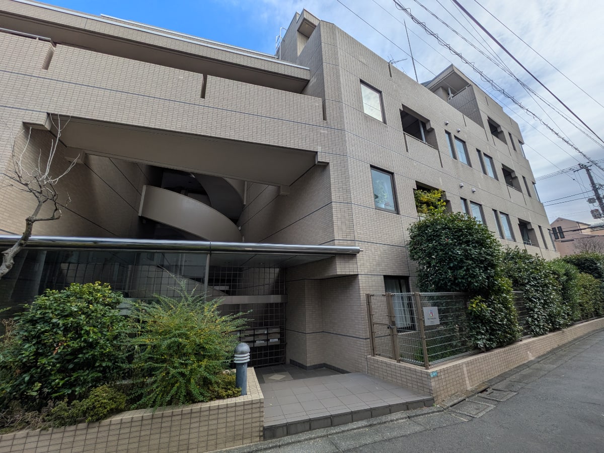 v20260303151002/fresh/building/J00100420821_12