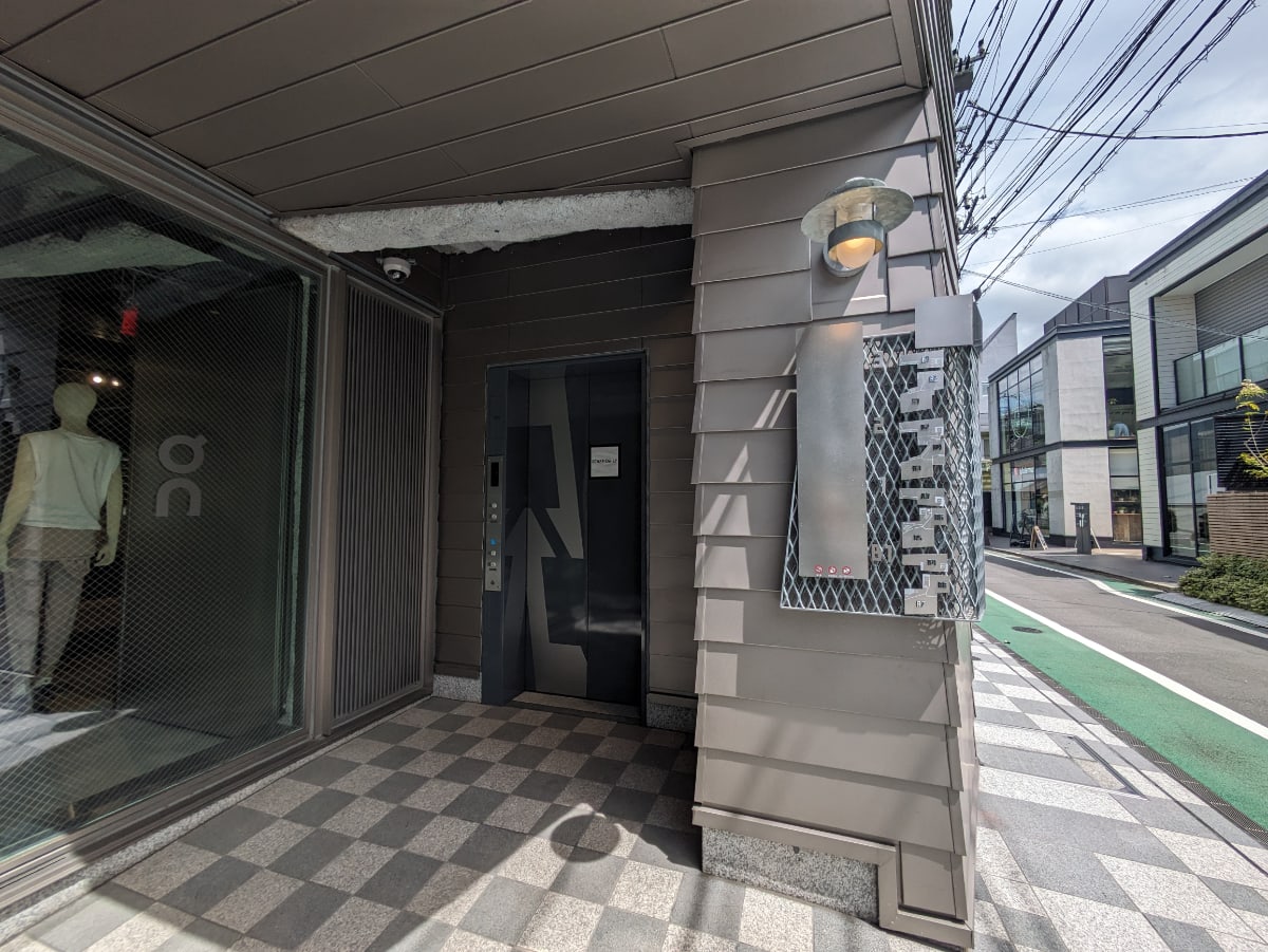 v20260303151002/fresh/building/J00100499275_10