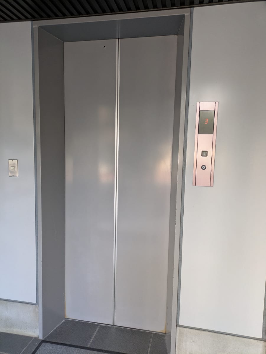 v20260305150755/fresh/building/J00100403257_4