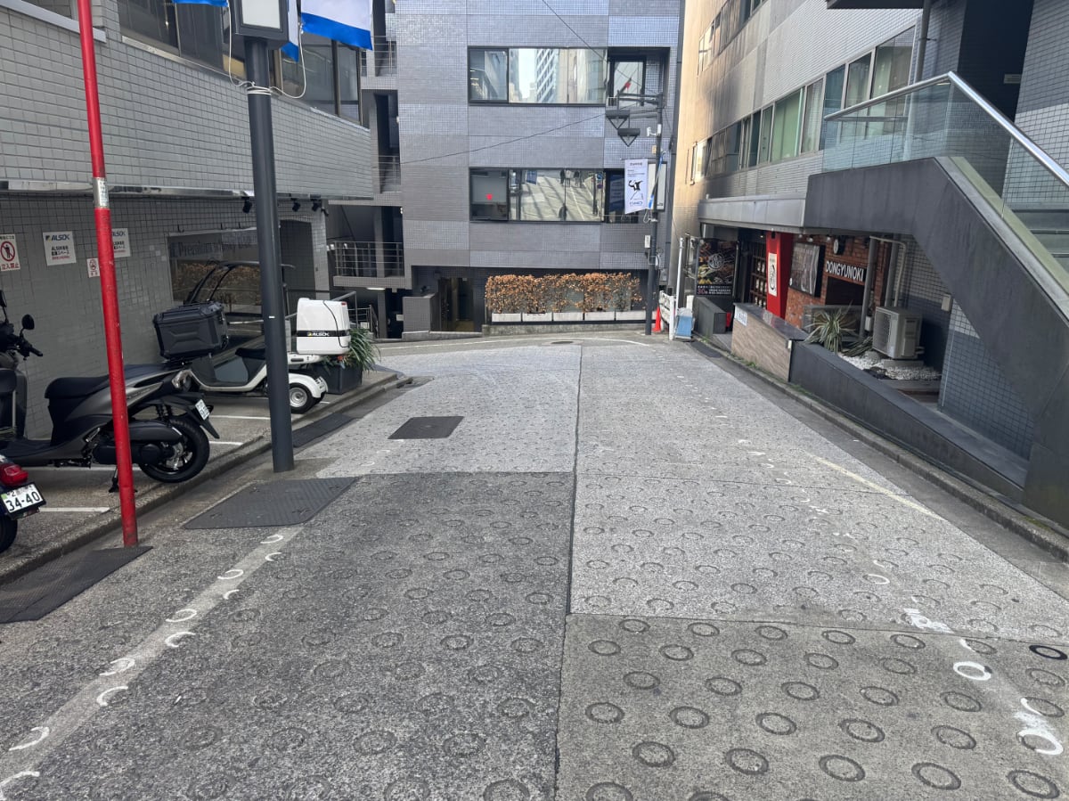 v20260306150755/fresh/building/J00100392646_17