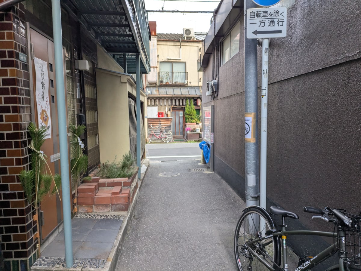 v20260308150643/fresh/building/J00100361860_10