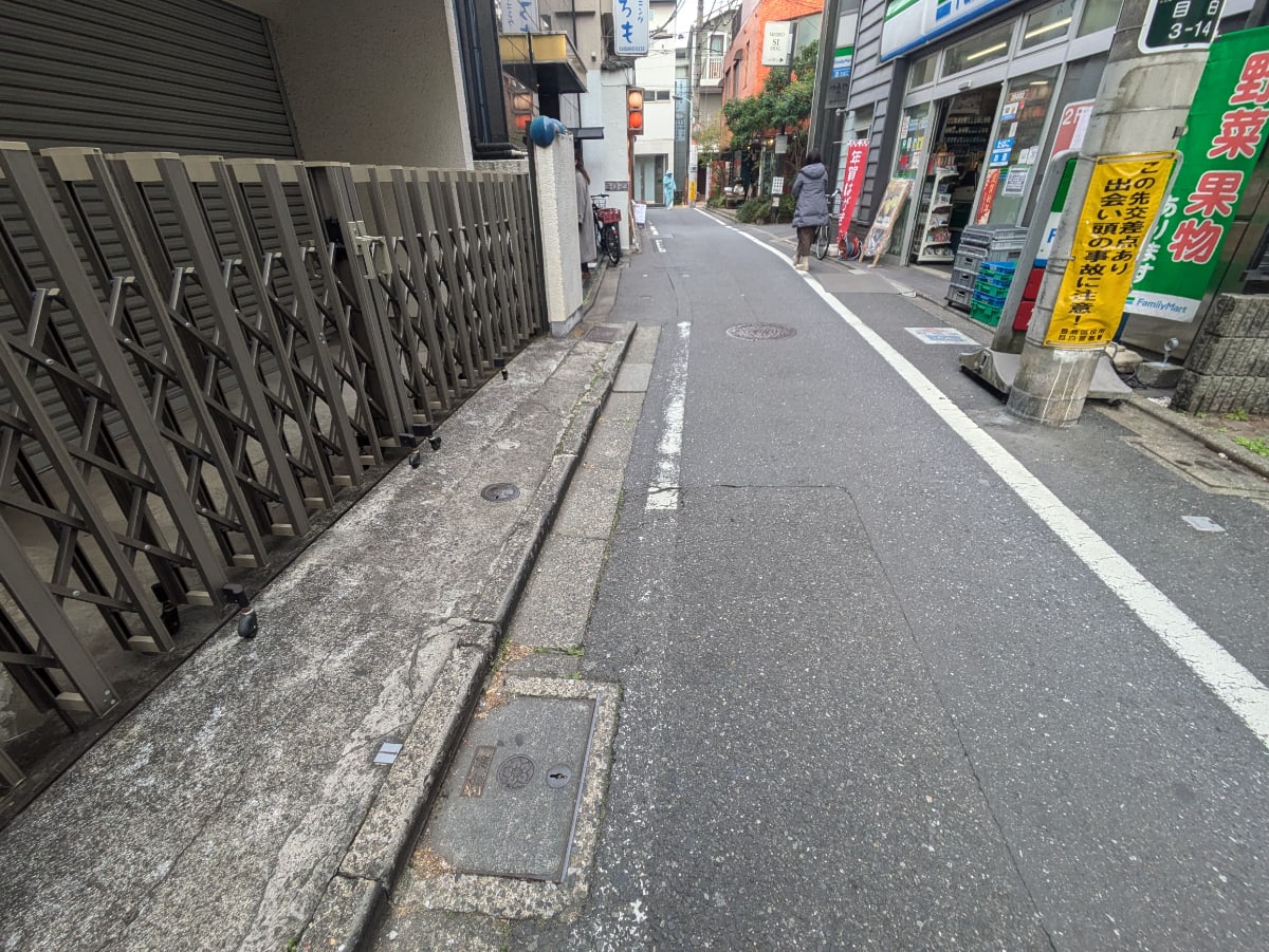 v20260308150643/fresh/building/J00100367775_13