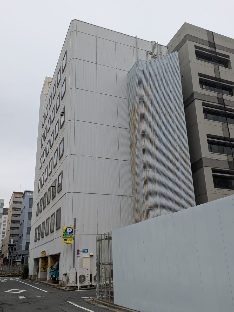 v20260308150643/fresh/building/J00100384663_14