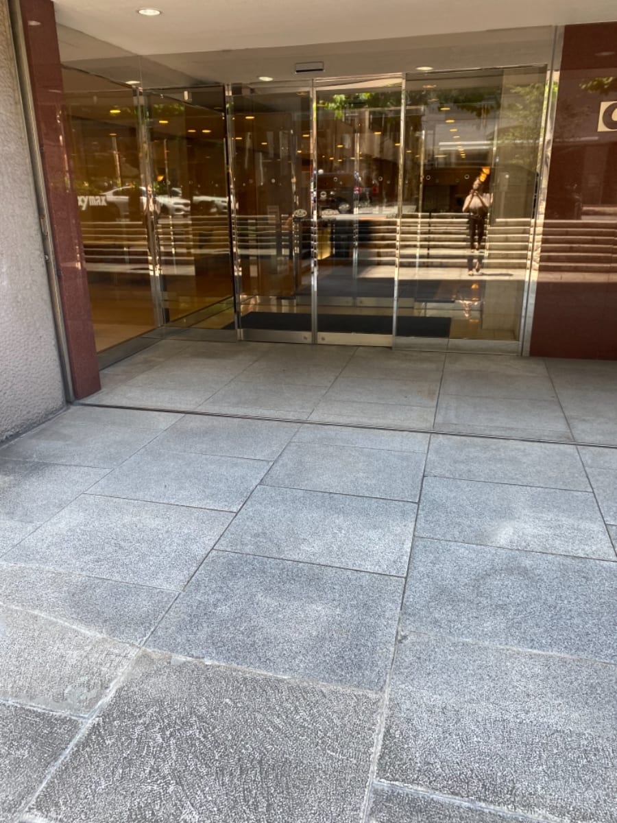 v20260308150643/fresh/building/J00100384667_3