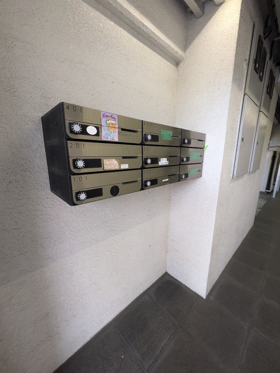 v20260308150643/fresh/building/J00100404278_9
