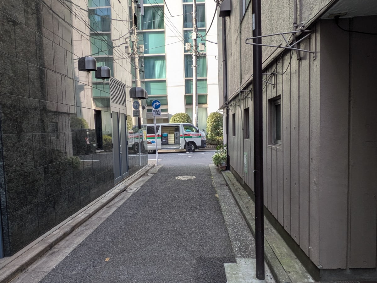 v20260308150643/fresh/building/J00100420367_12