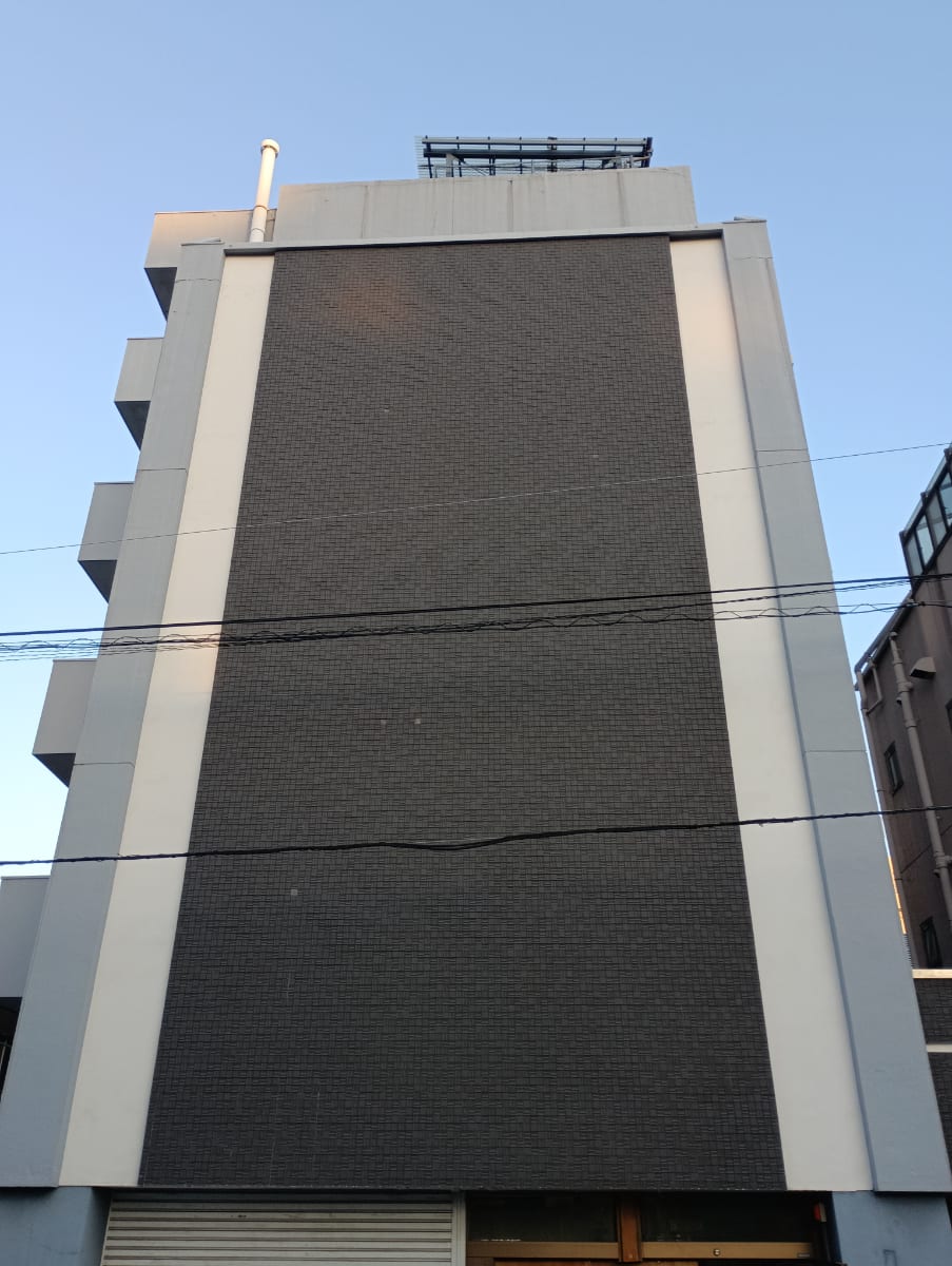 v20260308150643/fresh/building/J00100421932_15