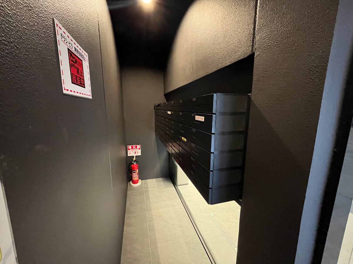 v20260308150643/fresh/building/J00100513261_9