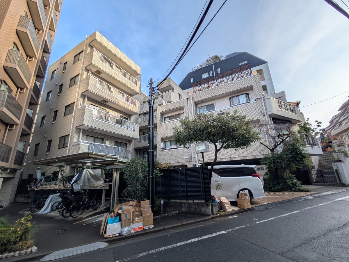 v20260313150743/fresh/building/J00100633592_1