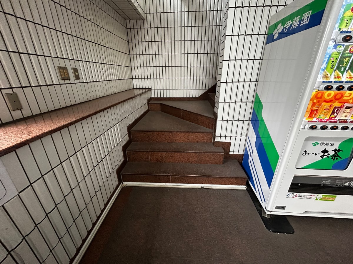 v20260315150645/fresh/building/J00100389281_9