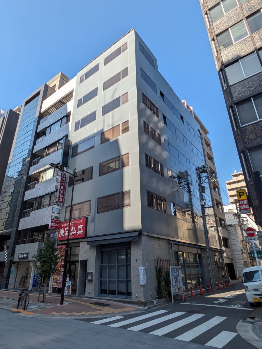 v20260318150758/fresh/building/J00100385757_9